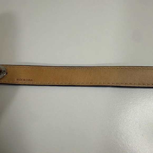 Coach Blue Wraparound Leather Bracelet with a Silver Plated Turnlock - Picture 11 of 13